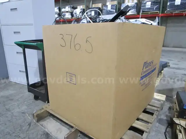 Scrap Monitor Stands and Cords (B)