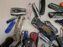 21 lbs Knives &#x26; Multi-tools (FS)
