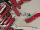 14 lbs Knives &#x26; Multi-tools (FS)