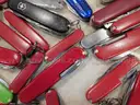 14 lbs Knives &#x26; Multi-tools (FS)