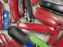 14 lbs Knives &#x26; Multi-tools (FS)