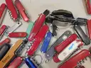 14 lbs Knives &#x26; Multi-tools (FS)