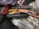 33 lbs Knives &#x26; Multi-tools (FS)