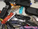 33 lbs Knives &#x26; Multi-tools (FS)