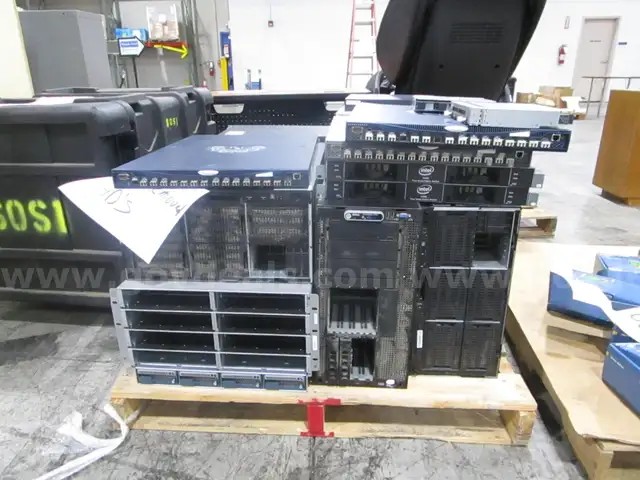 Server Equipment &#x26; Switches (D)