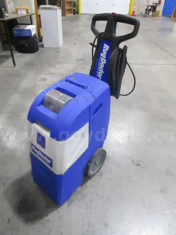 Rug Doctor Carpet Cleaner (J)