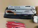18 Multi-Tools (FS)