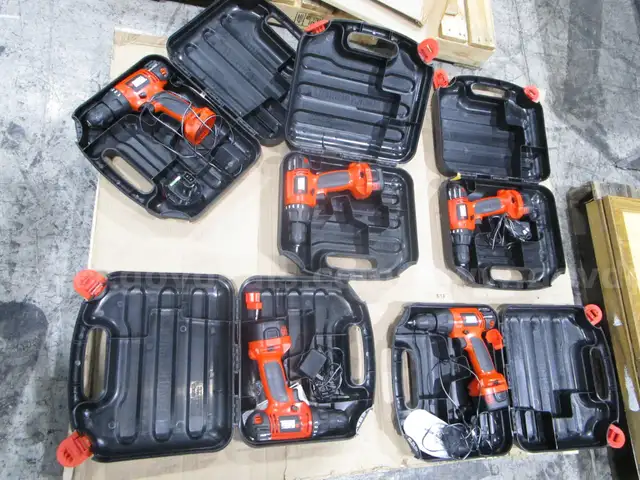 5 Cordless Drills (G)
