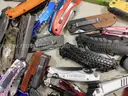 23 lbs Knives & Multi-tools (FS)