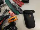 23 lbs Knives & Multi-tools (FS)