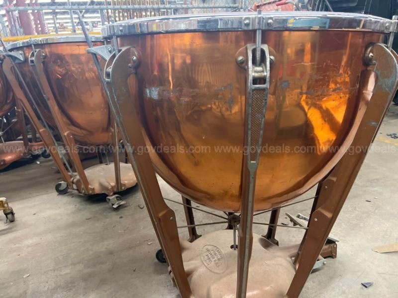 Lot #37 - Ludwig Dresden Timpani 26