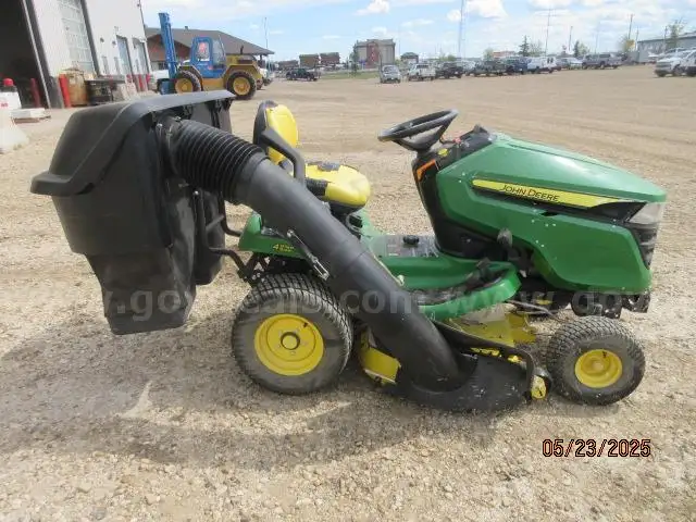 2018 John Deere  Riding Tractor - Model X354 - 42&#x22; Mowing Deck and Grass Catcher Included