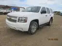 2011 Chevrolet Tahoe 4WD SPORT UTILITY 4-DR, 5.3L V8 OHV 16V FFV