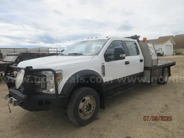 2018 Ford F-450 SD 4WD CREW CAB PICKUP FLATBED 4-DR, 6.8L V10 SOHC 30V