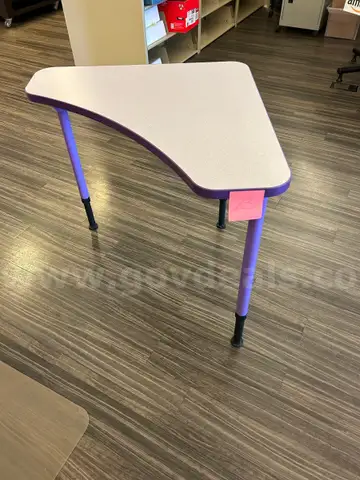 Corner Table
