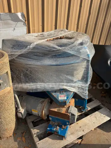 FY26 Lot 31 Tag#155245 - Clay Mixer Pro