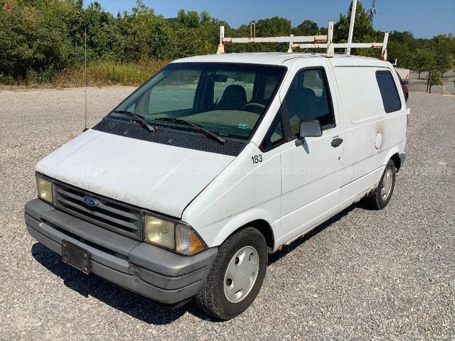 1996 Ford Aerostar White Minivan 3.0L 4x2 6-cyl | GovDeals