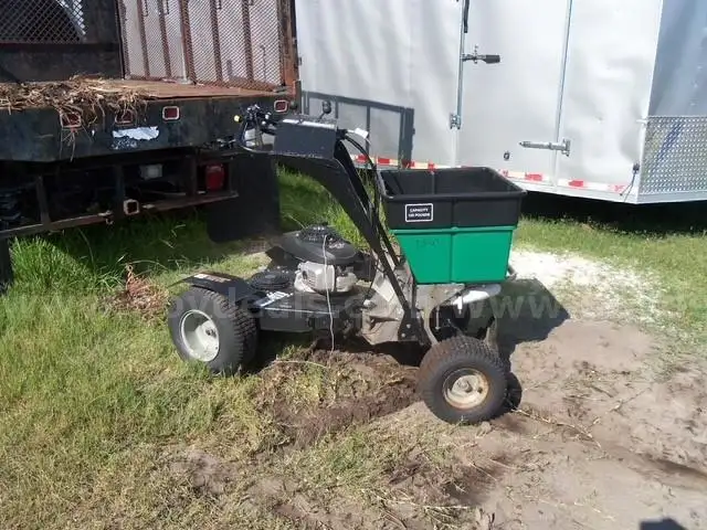 2018 Lesco HPS Chariot Spreader