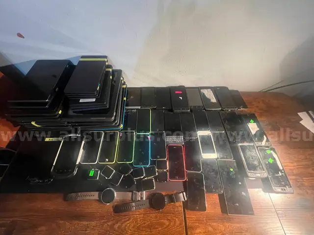 70+ Iphones | Tablets | Ipods | Apple Watches | Smartphones &#x26; More!