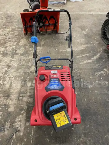 21 inch toro power clear snow blower
