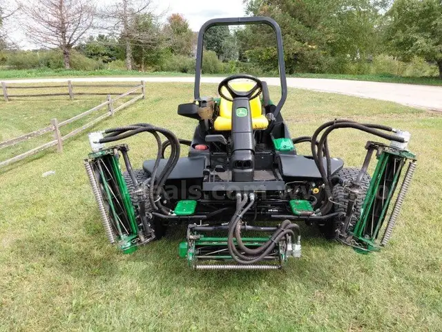 2007 JOHN DEERE 3225C MOWER