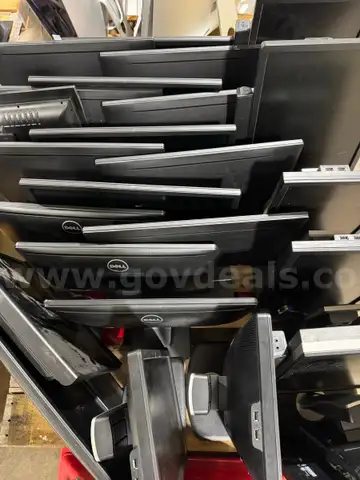 Lot of 46 Computer Monitors | Mostly Dell