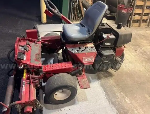2002 Greensmaster 3050