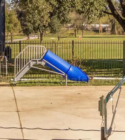 Minnow Slide Portable Pool Slide