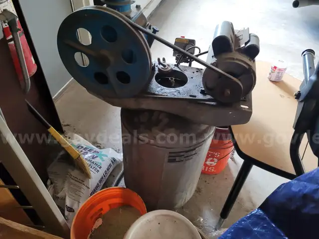 Westward 4TW29B Compressor
