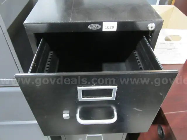 FILE CABINET  LOT 1029