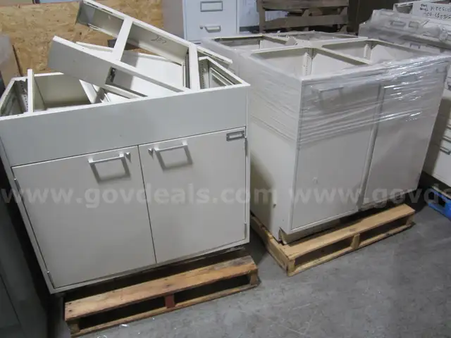 (10) BASE CABINETS  LOT 1059