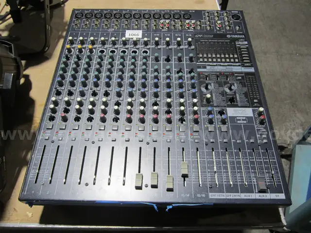 YAMAHA MIXER BOARD  LOT 1066