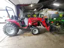 Mahindra 3016 W/Front Loader attachment
