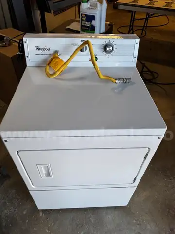 Natural gas dryer