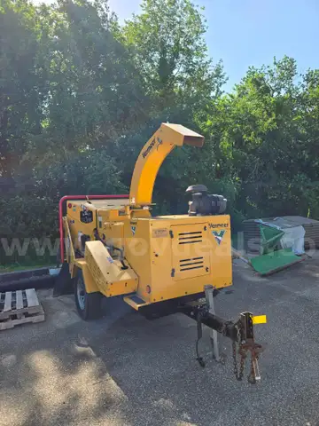 2011 Vermeer BC1000XL Chipper