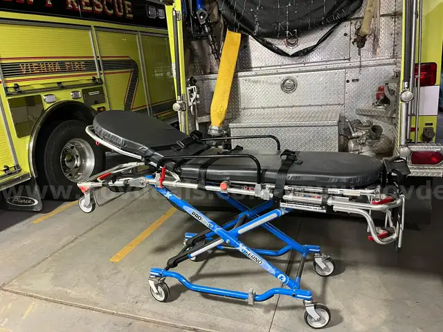 Ferno ProFleX EMS Cot