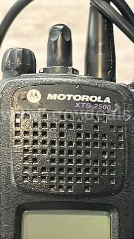 lot of Motorola XTS 2500 and charging bank