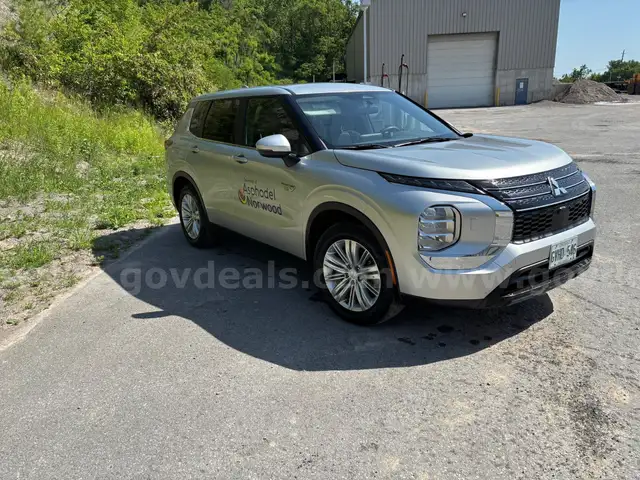 2024 Mitsubishi Outlander PHEV