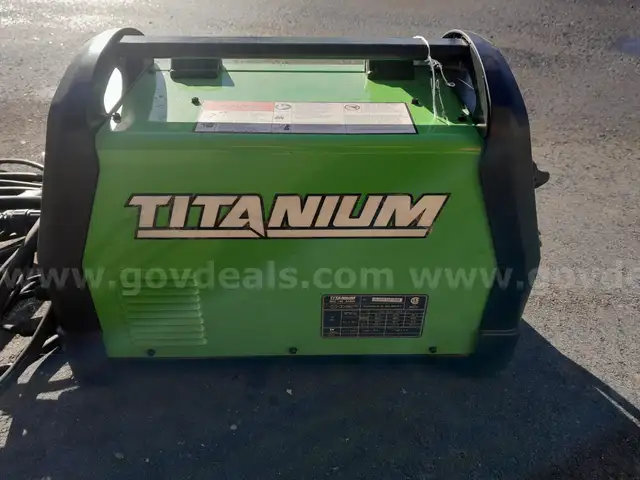 Titanium Mig 140 Welder