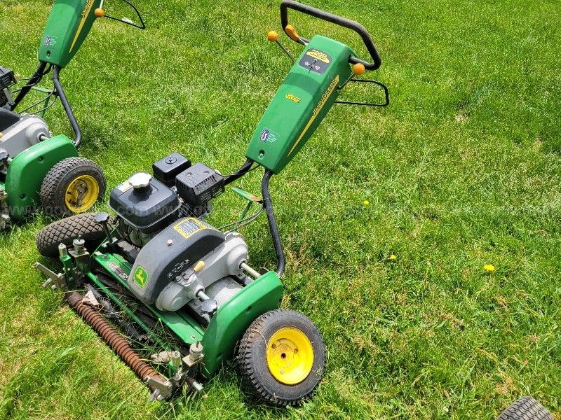 John deere 220b online greens mower