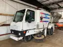2004 Johnston 3000 Sweeper