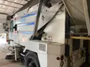 2004 Johnston 3000 Sweeper