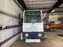 2004 Johnston 3000 Sweeper