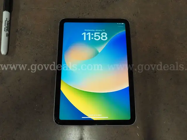 iPad Mini 6, No Charging cable, SN#PQGJXHM9J9