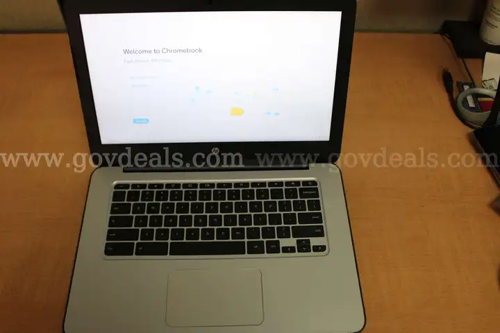 Fully Working HP 14" G4 Chromebook, all Black, 4GB RAM,16GB HDD, OEM AC Adapter