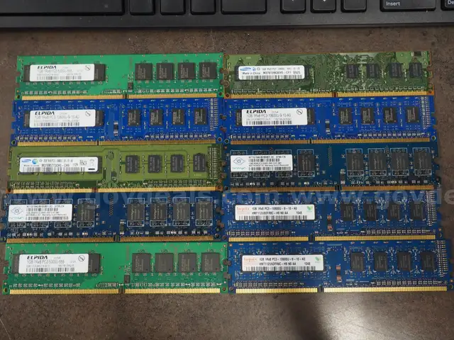 Assorted Lot of 10 Assorted RAM 2GB 2R x 8 PC3 10600u