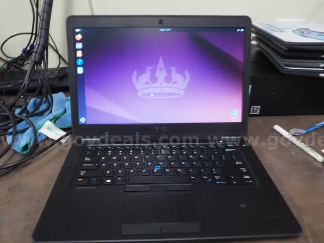 Working Dell Latitude E7450 14" Laptop with i5 2.3 GHz processor, 8GB RAM, 256GB SSD, OEM AC Adapter, Webcam, WiFi, BT