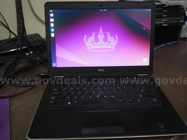 Working Dell Latitude E7440 14" Laptop with i5 2.3 GHz processor, 8GB RAM, 256GB SSD, OEM AC Adapter, Webcam, WiFi, BT