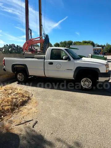 2007 Chevrolet Silverado Classic 2500HD Work Truck Long Box 2WD