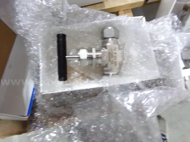 SWAGELOK FITTINGS